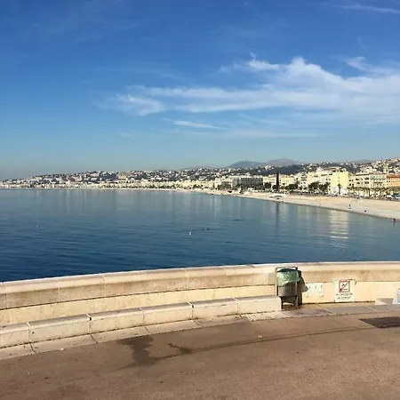 Quai Rauba Capeu * Nice